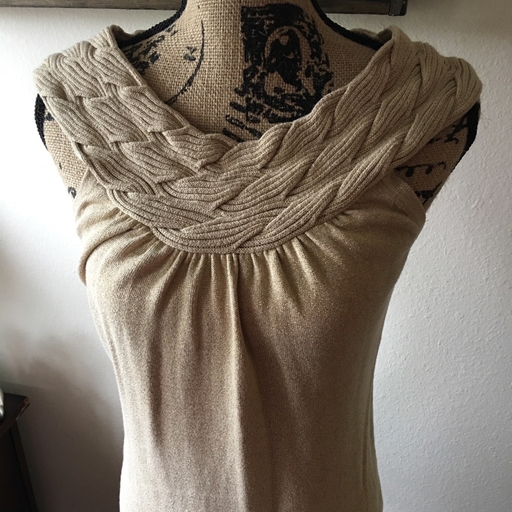 Gold threaded woven wide neck tank